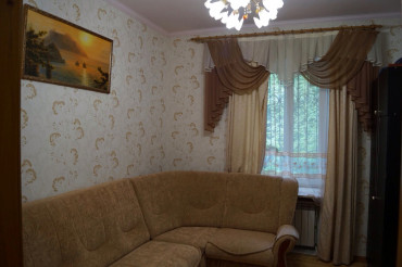 3-комнатная квартира, 60 м2, 1/2 этаж, г. Ялта, ул. Кирова, д. 32
