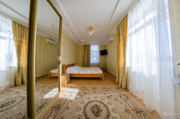1-комнатная квартира, 35 м2, 4/4 этаж, г. Ялта, ул. Васильева, д. 9