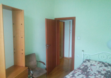 2-комнатная квартира, 80 м2, 1/4 этаж, г. Ялта, ул. Поликуровская, д. 1