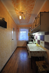 1-комнатная квартира, 40 м2, 1/3 этаж, г. Ялта, ул. Толстого, д. 2