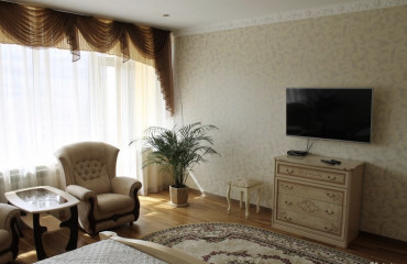 3-комнатный 3 этажный дом, 150 м2, г. Ялта, ул. Богдановича, д. 2