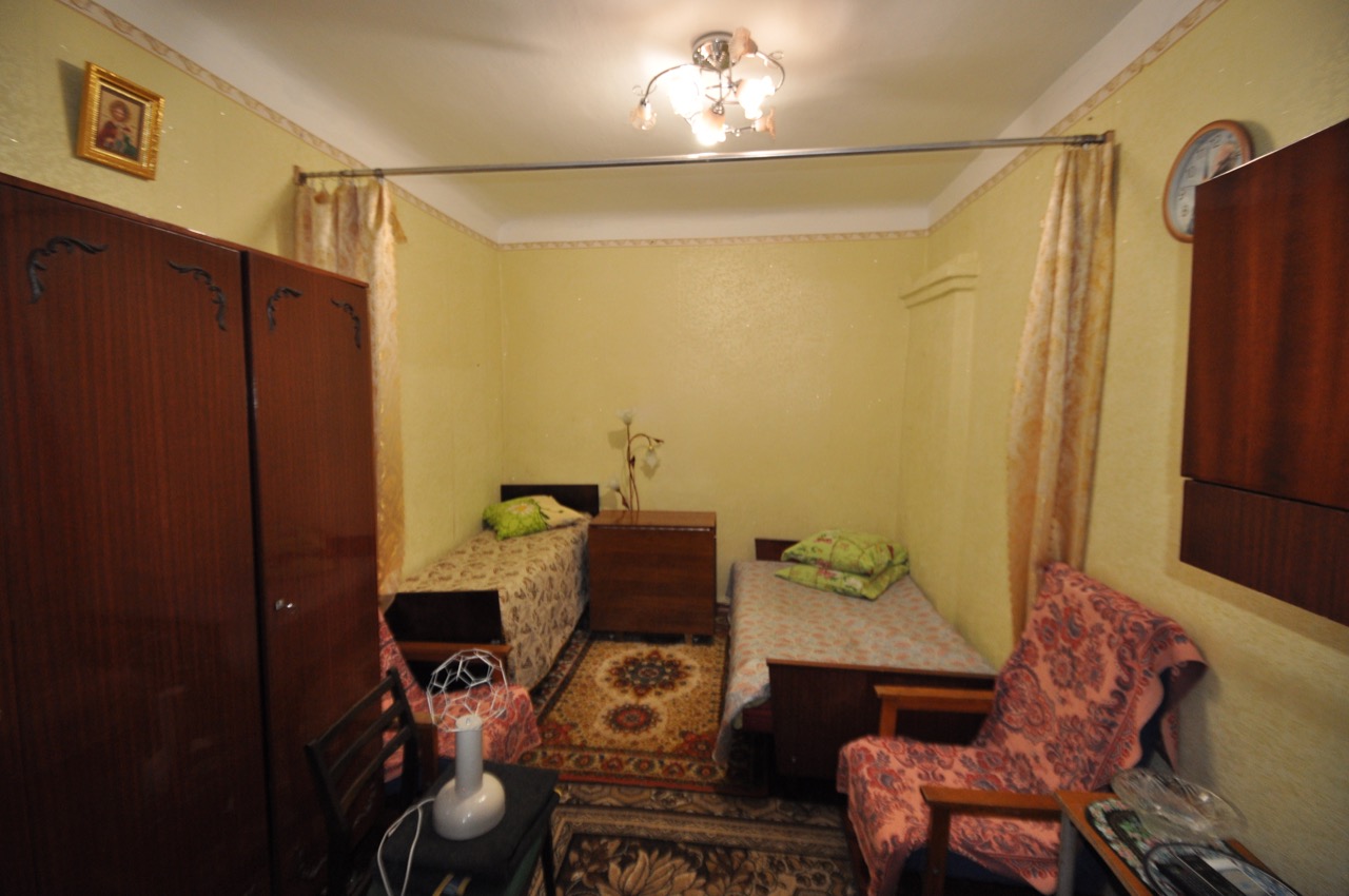 1-комнатная квартира, 20 м2, 1/2 этаж, г. Ялта, ул. Руданского, д. 4