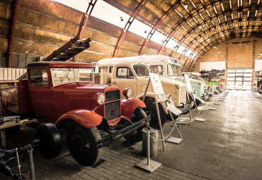 Музей ретро-машин автомобильного искусства в Ялте