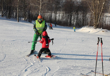 Спортивная Деревня "Новинки" - Катание на горных лыжах, сноуборде.