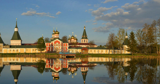 Вышний Волочек - Валдай - Великий Новгород - Москва.