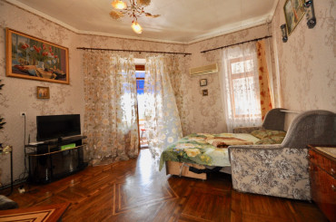 2-комнатная квартира, 45 м2, 2/3 этаж, г. Ялта, ул. Игнатенко, д. 2
