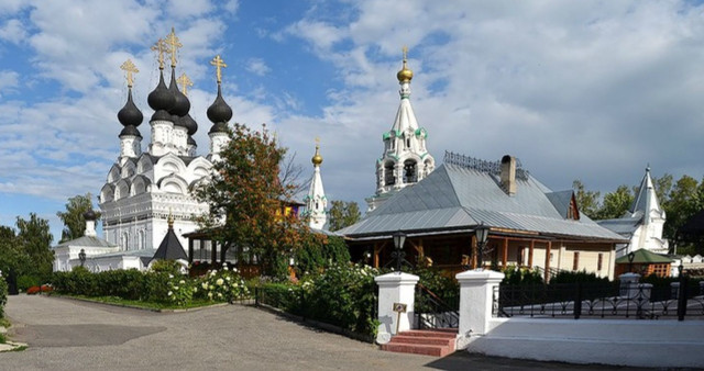 Свято-Троицкий женский монастырь.