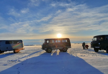 Зимний лед Байкала. Проживание на турбазе