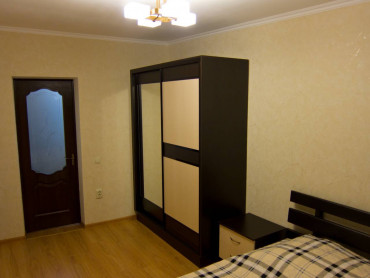 1-комнатная квартира, 45 м2, 1/2 этаж, г. Ялта, ул. Пушкинская, д. 5