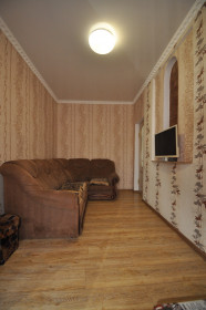 2-комнатная квартира, 60 м2, 1/1 этаж, г. Ялта, ул. Войкова, д. 2
