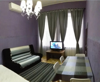 2-комнатная квартира, 53 м2, 1/1 этаж, г. Ялта, ул. Боткинская, д. 23